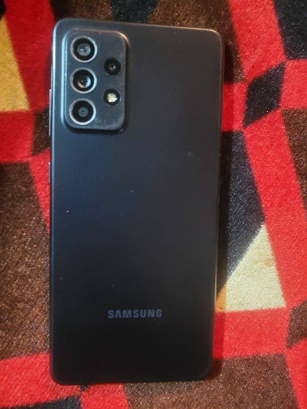 want to sell A52 samsung 7