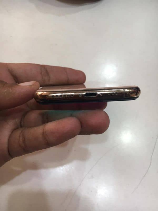 iphone xs pta approved 256 gb 2