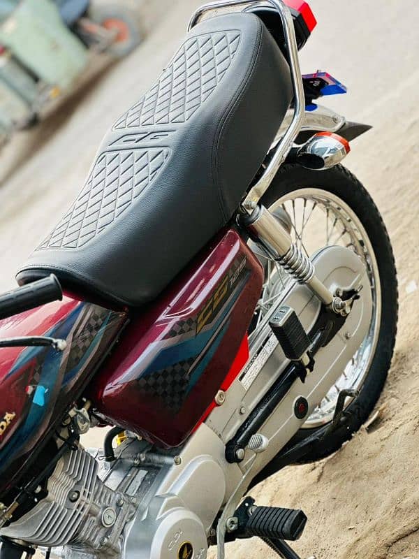 Honda CG 125 6