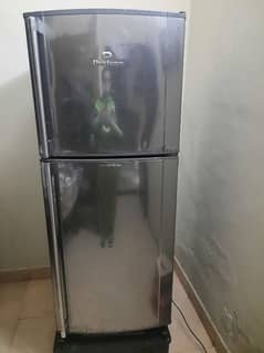 Dawlance refrigerator 12cf Perfect condition