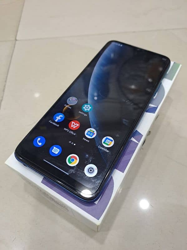 ZTE BLADE V30 4