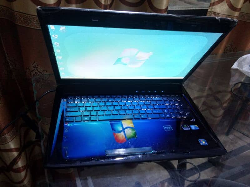 Asus laptop Mini Gaming 8