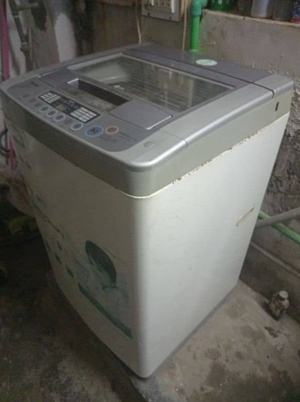 LG Washing machine 8KG 3