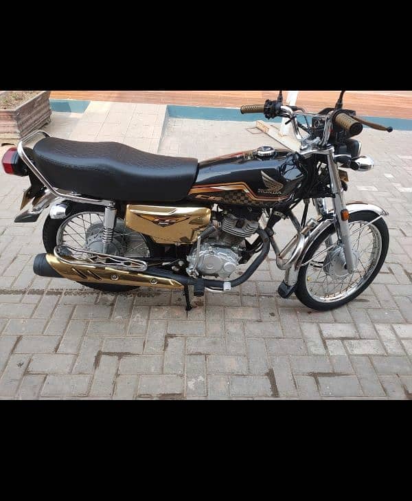 honda 125 self start new 10/10 1