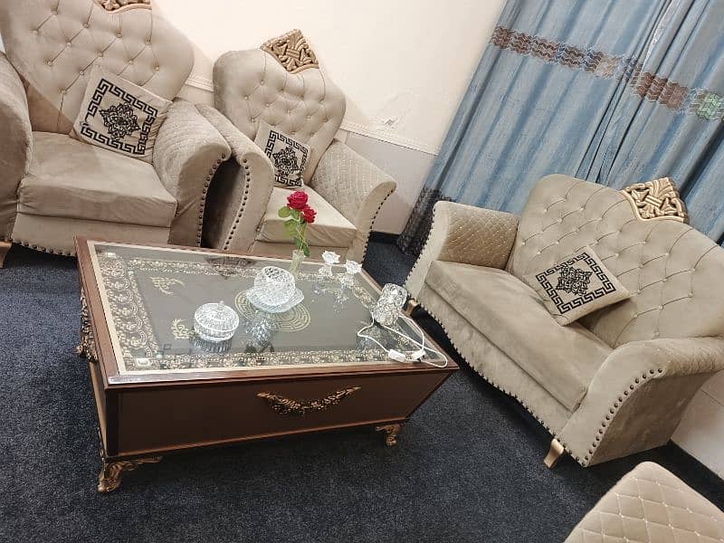 7 Seater Sofa Set with 1 couch and it's center table 4