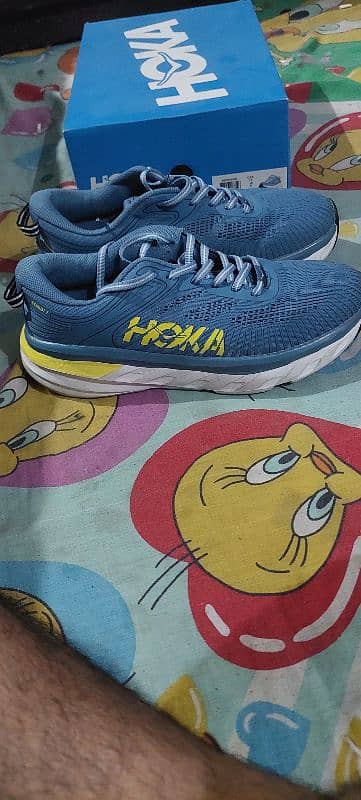 hoka shoes 1