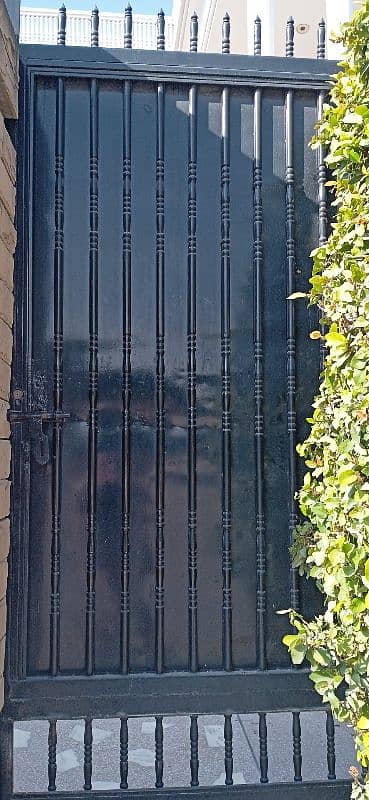 GATE FOR SALE 2