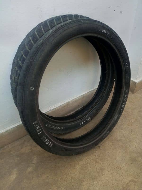 Honda 125 Tyre and Tube 0