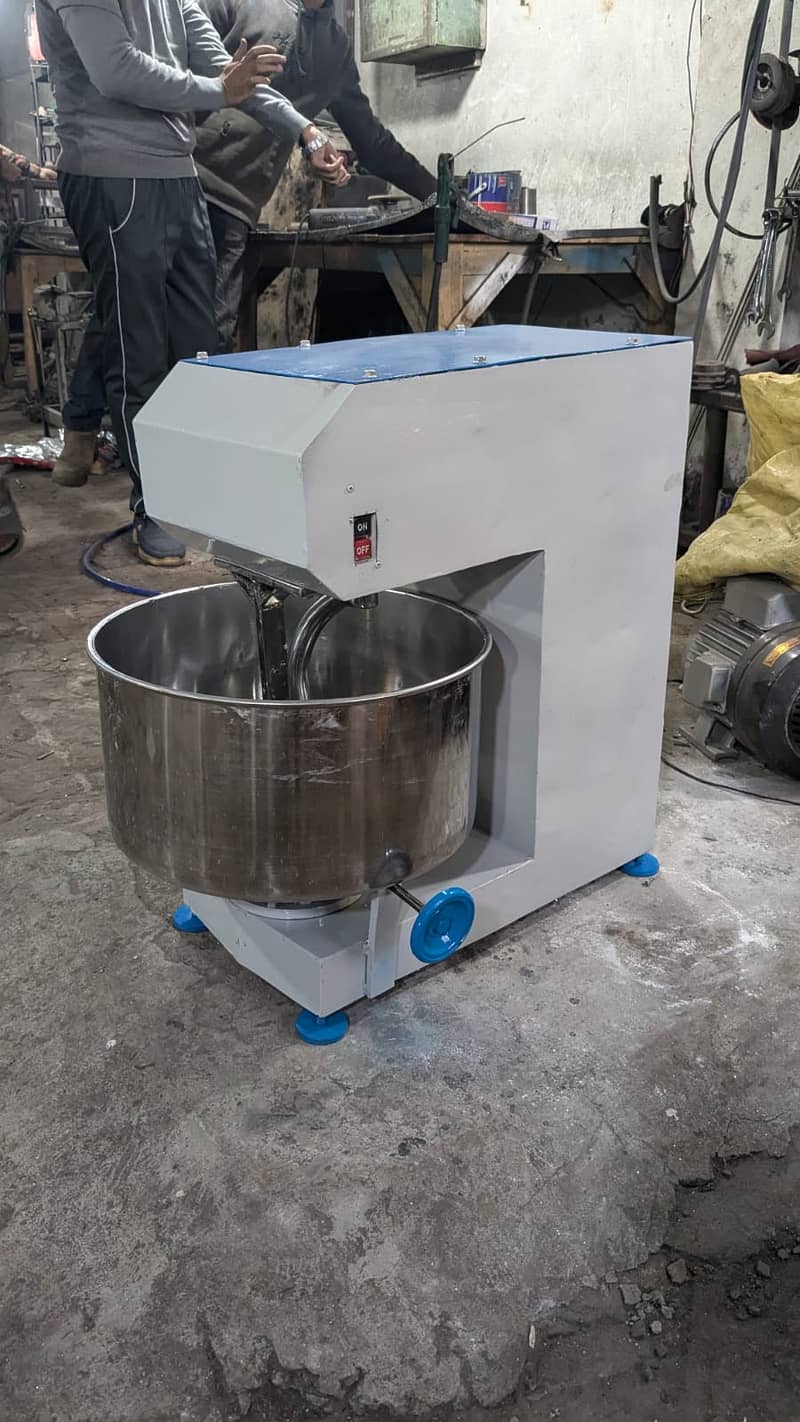 Dough mixer/ Dough machine/dough mixer machine/haleem mixer 0