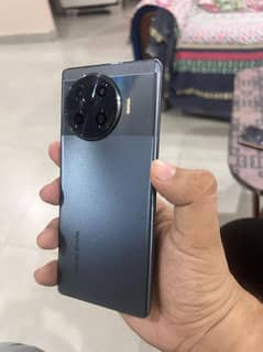 Tecno Spark 20Pro Plus