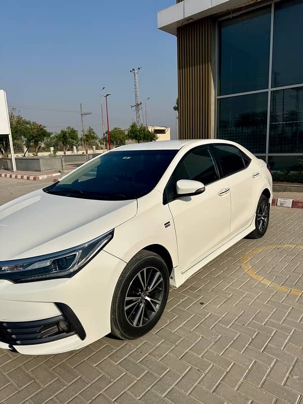 Toyota Corolla Altis 1.8 crusetonic 2019 2