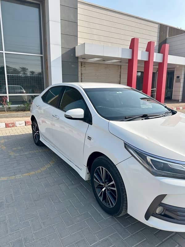 Toyota Corolla Altis 1.8 crusetonic 2019 3