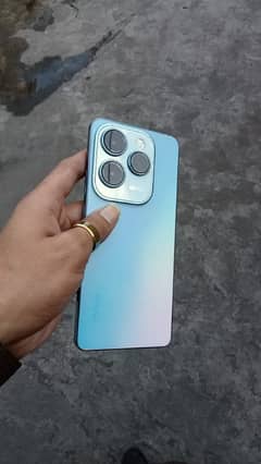 urgent sell mobile phone. . . Infinix hote 40 pro .