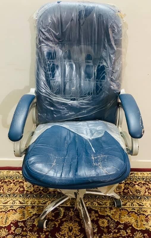 Executive Office Chair 0