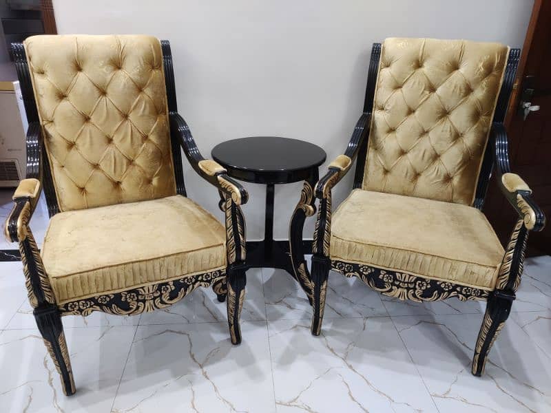 Elegant Golden Sofa Chairs 1