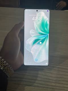 Vivo 30 e 8+8/256Ram Rom