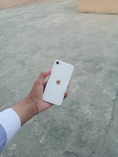 iPhone se 2020 White clr for sale