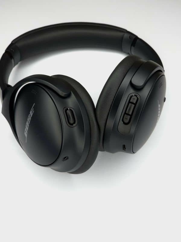 Bose QC 45 2