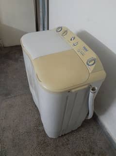 Haier washing machine and dryer (HWM 80-000S)