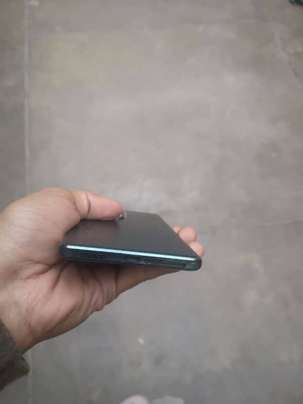 vivo v30 6