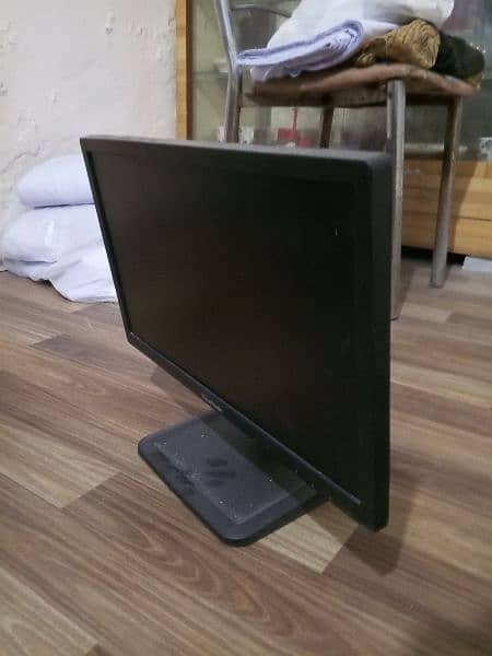 View Somic lcd 19 inch 0314-9965229 2