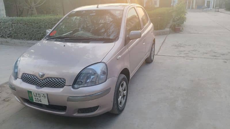 Toyota Vitz 1999 3