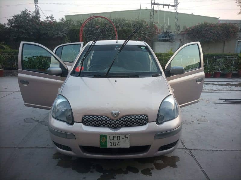 Toyota Vitz 1999 8