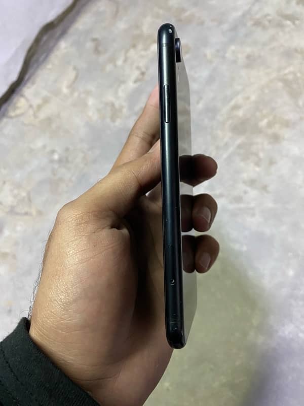 iPhone Xr 64gb FU 5