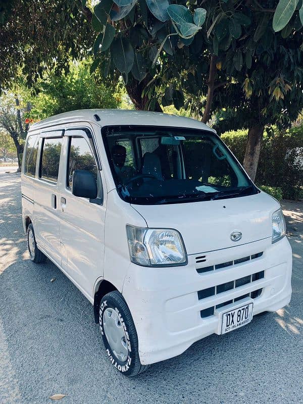 Daihatsu Hijet 2010 1