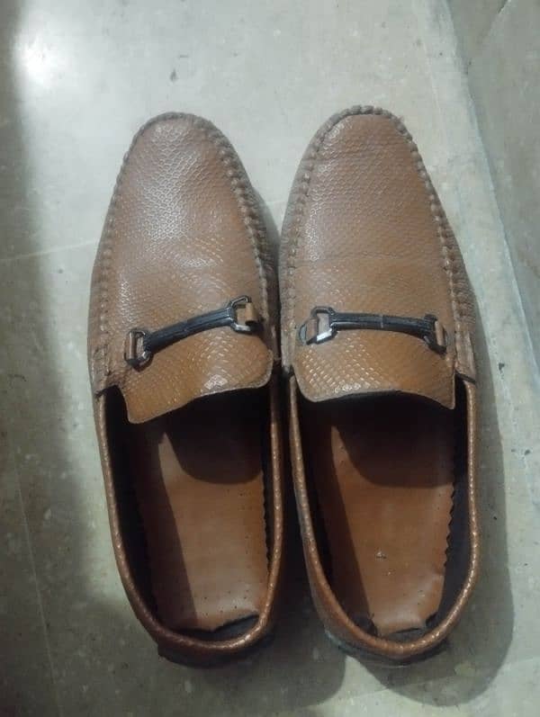 Men shoes. used. no issue 2