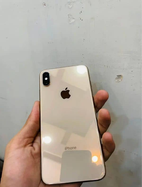 iphone xs max 256 GB non pta 4