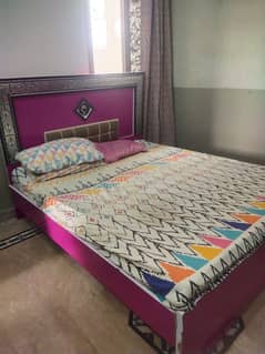 queen size bed