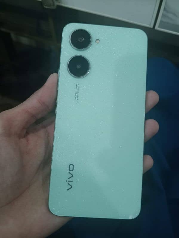 vivo y 03t 4