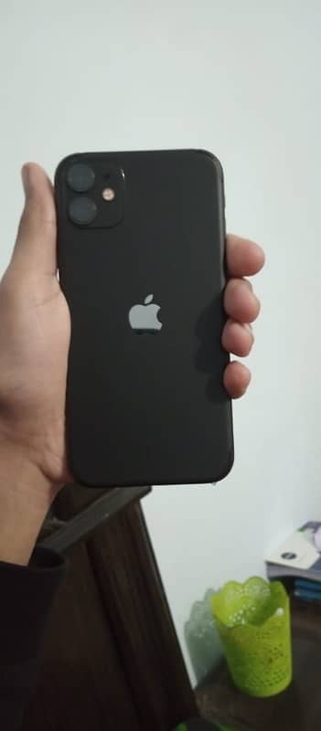 iphone 11 for sale 258 gb non pta 87 battery health with box and wire 2