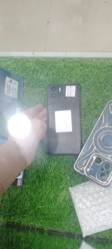 Infinix Hot 8 4 64 PTA approved 7