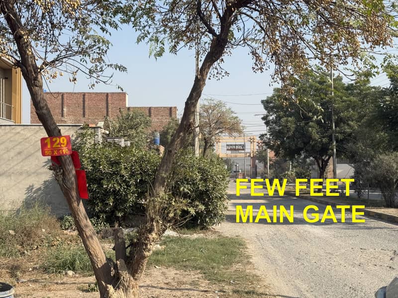 ONE KANLA PLUS PLOT FOR SALE IN GAS COLONY SATIANA ROAD 5