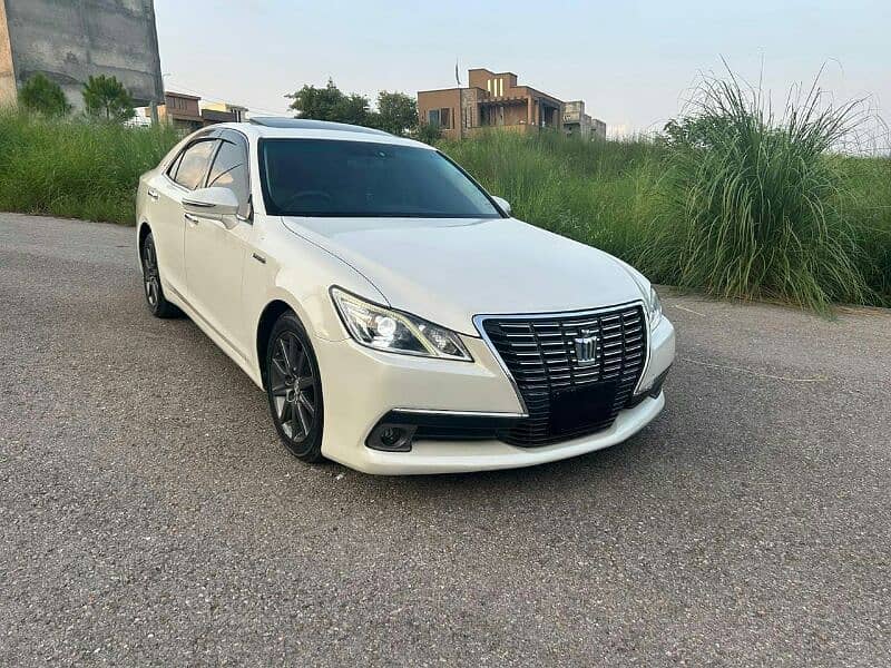 Toyota Crown 2014 Royal Saloon G 5