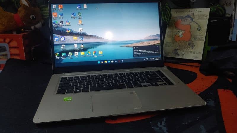 Asus Vivobook 15 1