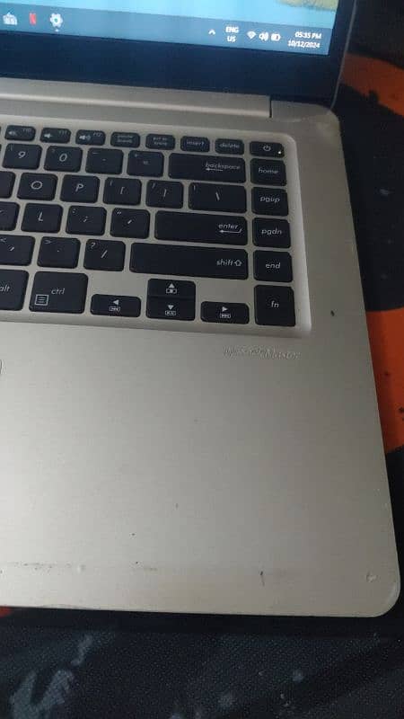 Asus Vivobook 15 2