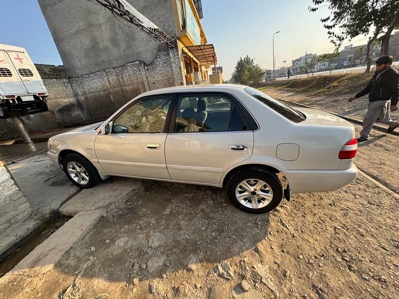 Toyota Corolla XE 1998 3