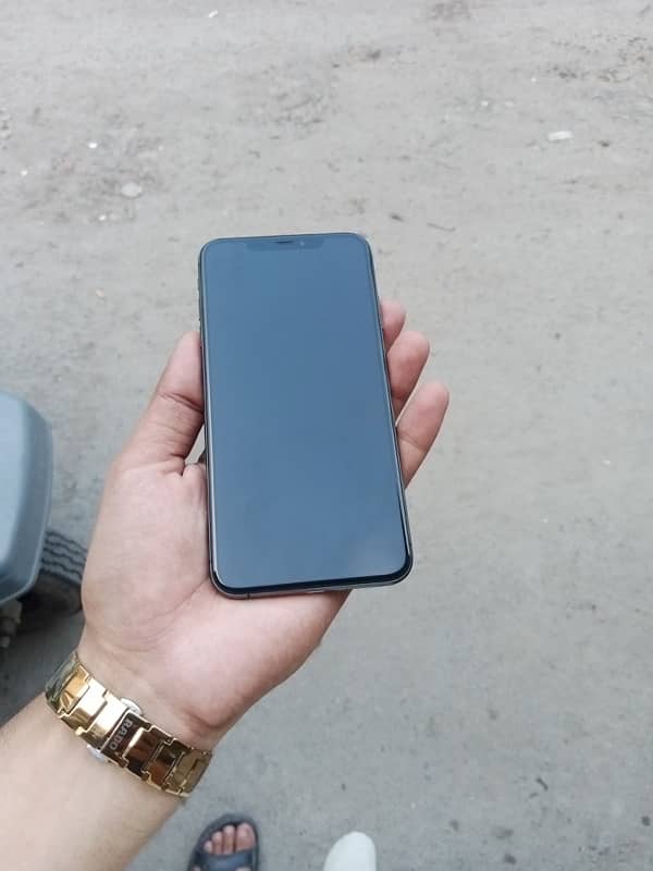 iphone xsmax 64 GB PTA approved 6