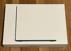 apple MacBook air m3 13”inch