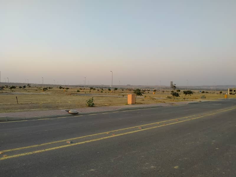 Precinct 15-B Charm Location Non paid 125 Sq. Yards Residential Plot in Bahria Town Karachi 0