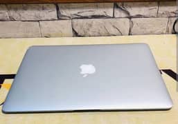 MacBook