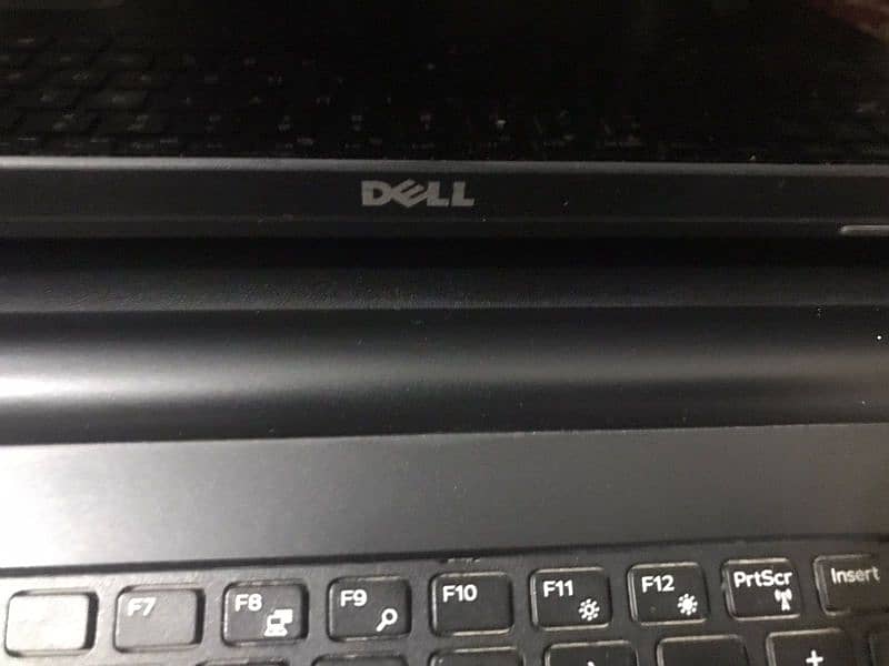 Dell Inspiron 17 5000 series Intel Core i3 2