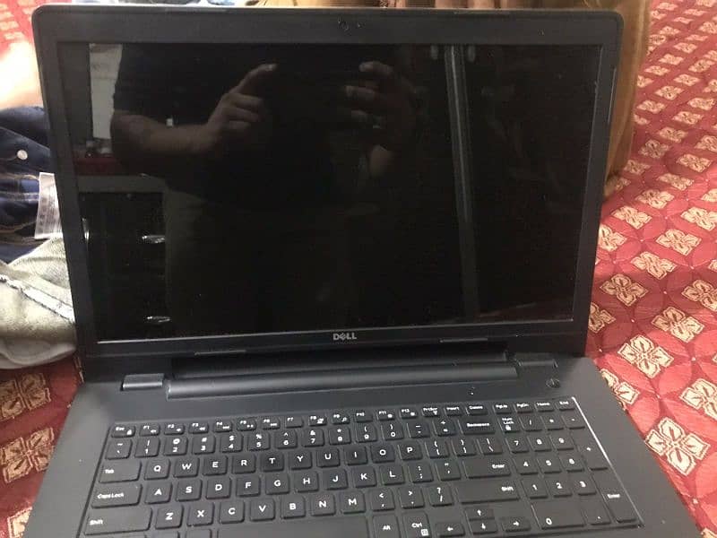 Dell Inspiron 17 5000 series Intel Core i3 3