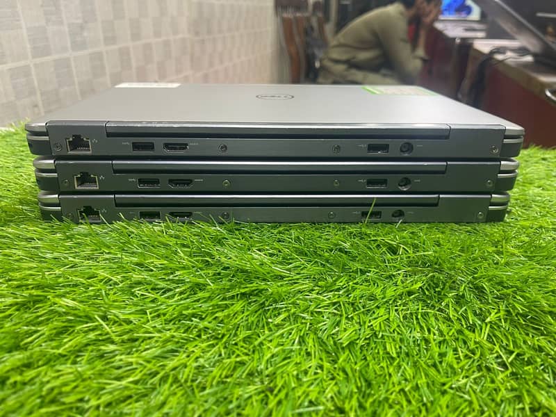 Dell Latitude E7240  (0322-8832611) 8