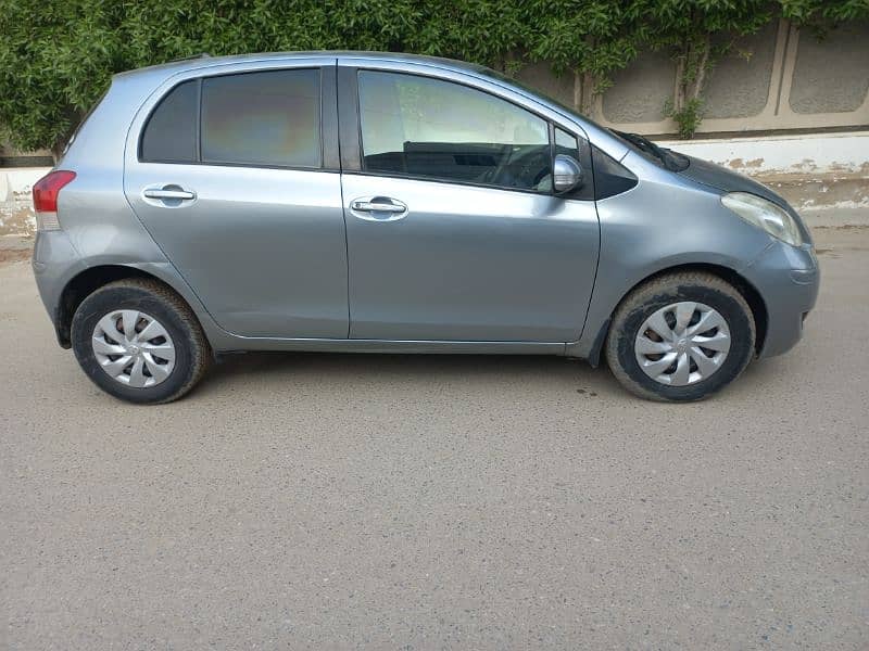 Toyota Vitz 2010 6