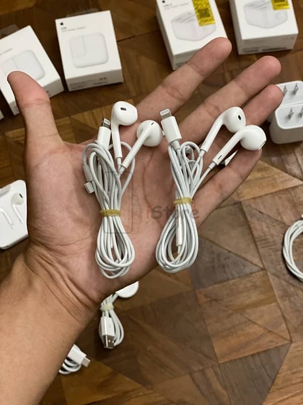 iPhone 100% Original Chargers 7