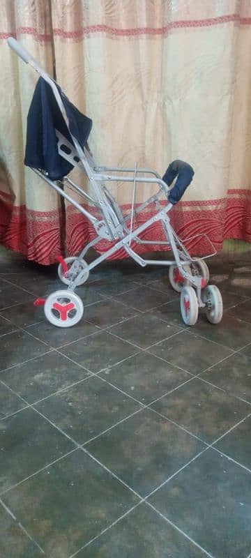 kids trolley 0322 1304033 2